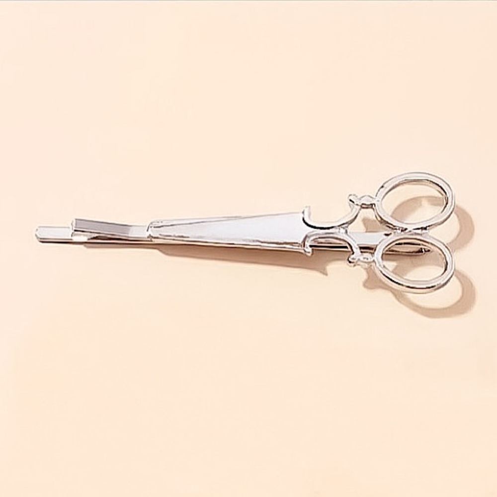 ⚜️[𝟯/$𝟭𝟴]⚜️Silver Scissors Hairpin NEW - Picture 2 of 9